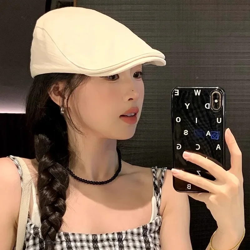 Women's Japanese Style Beret Vintage Solid Color Newsboy Cap Face Slimming Painter Hat Autumn Spring Fashion Outfit
Women's Japanese Style Beret Vintage Solid Color Newsboy Cap Face Slimming Painter Hat Autumn Spring Fashion Outfit