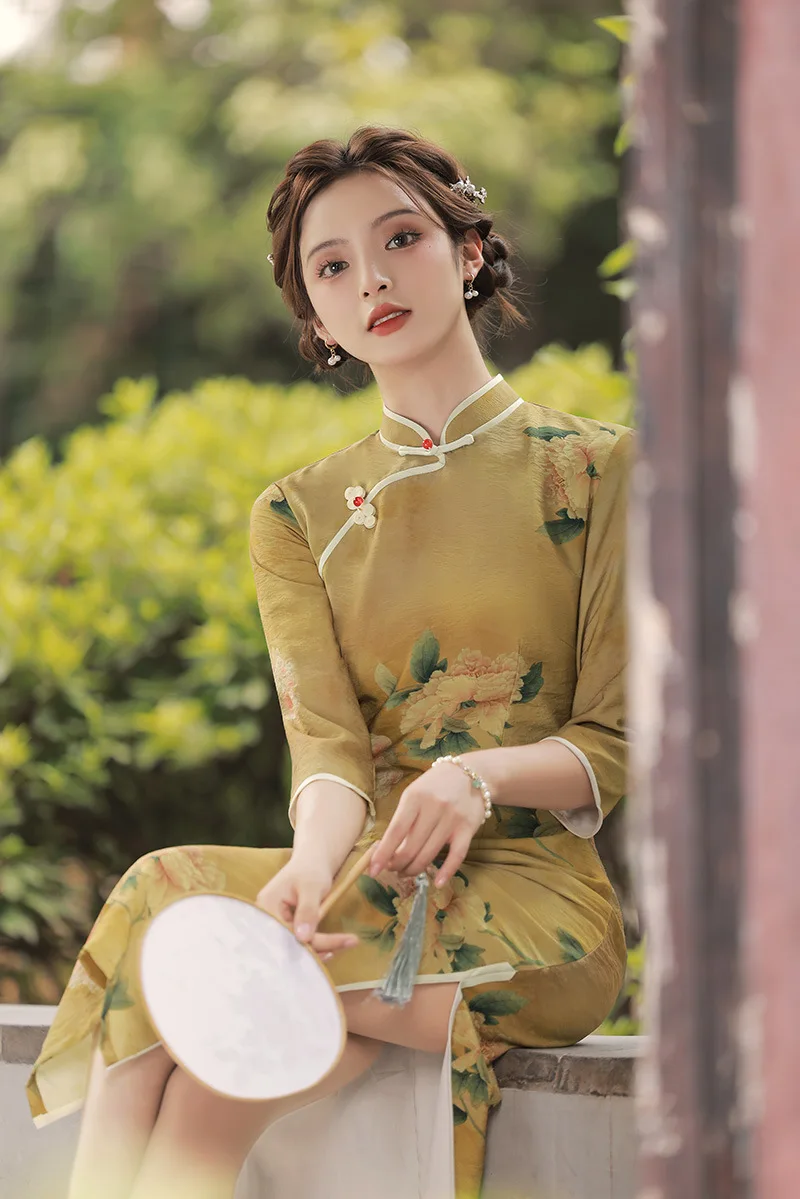 Chinese Style Spring Flower Radish Cheongsam Long Dress Daily Improved Catwalk Dress Qipao Robe Evening Party Dress For Women
Chinese Style Spring Flower Radish Cheongsam Long Dress Daily Improved Catwalk Dress Qipao Robe Evening Party Dress For Women