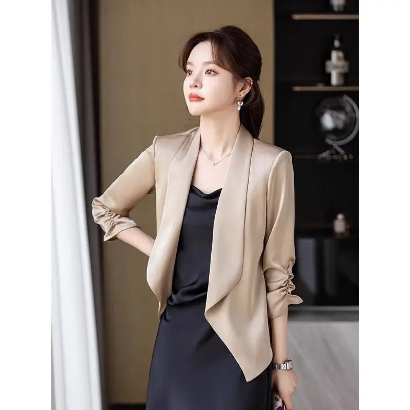 Women Blazer Flip Collar Sun Protection Plus Size Thin Side Slit One-Button Basic Newest Fitting Beading Spring Summer Retro
Women Blazer Flip Collar Sun Protection Plus Size Thin Side Slit One-Button Basic Newest Fitting Beading Spring Summer Retro