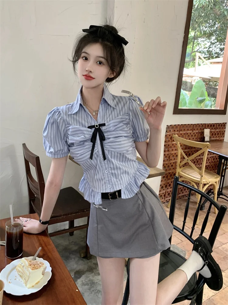 Рубашки женские из смеси шелка с коротким рукавом пилка спереди Slim Fit корпоративный ужин элегантная блузка профессиональные женские вечерние мероприятия
Рубашки женские из смеси шелка с коротким рукавом пилка спереди Slim Fit корпоративный ужин элегантная блузка профессиональные женские вечерние мероприятия