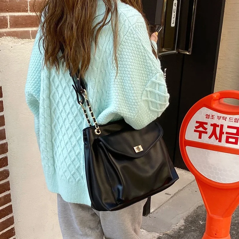 Women Affordable Wholesale Large Capacity Messenger Bag Korean Style Fashion Simplicity Shoulder Bags Lady Vintage Square Bag
Women Affordable Wholesale Large Capacity Messenger Bag Korean Style Fashion Simplicity Shoulder Bags Lady Vintage Square Bag