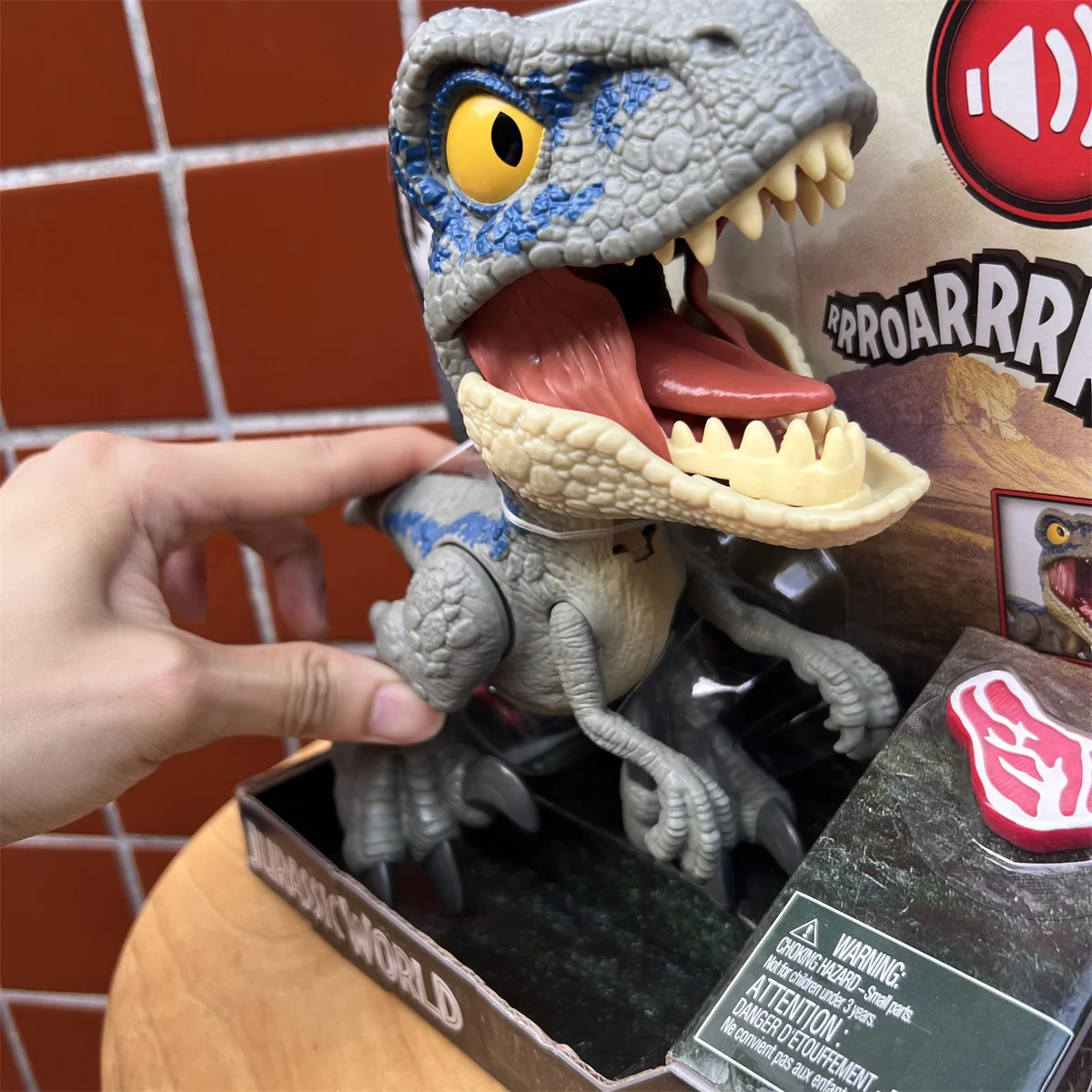 Mattel Jurassic World Mega Roar Blue Velociraptor Dinosaur Toy with Sound & Stretchable Jaw HVB44
Mattel Jurassic World Mega Roar Blue Velociraptor Dinosaur Toy with Sound & Stretchable Jaw HVB44