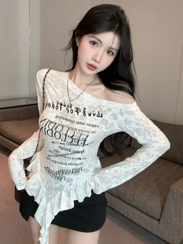 American Style Lace Base Shirt Asymmetrical Shoulder Long Sleeve Women's T-shirt Fall Season Beauty Girl One-Shoulder Top
American Style Lace Base Shirt Asymmetrical Shoulder Long Sleeve Women's T-shirt Fall Season Beauty Girl One-Shoulder Top