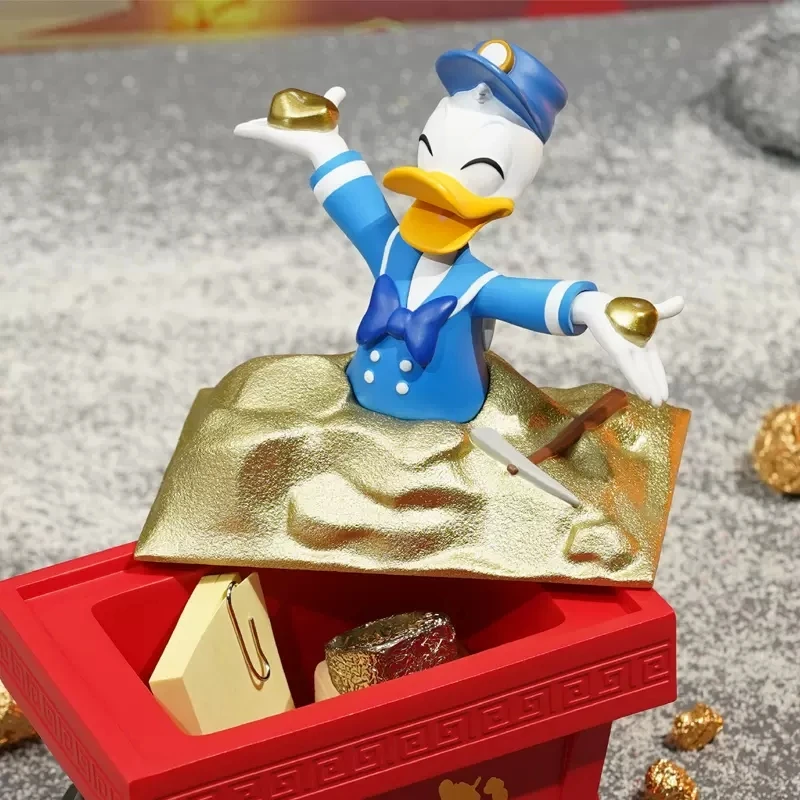 В наличии, новинка 2025, серия «Дональд Дак Диснея», золотое украшение исследователя, украшение для рабочего стола, новогодний подарок, Рождественский подарок для друзей
В наличии, новинка 2025, серия «Дональд Дак Диснея», золотое украшение исследователя, украшение для рабочего стола, новогодний подарок, Рождественский подарок для друзей