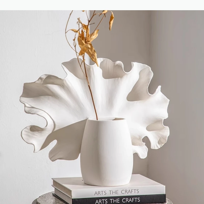 White Ceramic Vase Ornament Artistic Flower Vessels Flower Arrangement Hydroponic Vase Dried Flower Vases Decoration Crafts
White Ceramic Vase Ornament Artistic Flower Vessels Flower Arrangement Hydroponic Vase Dried Flower Vases Decoration Crafts