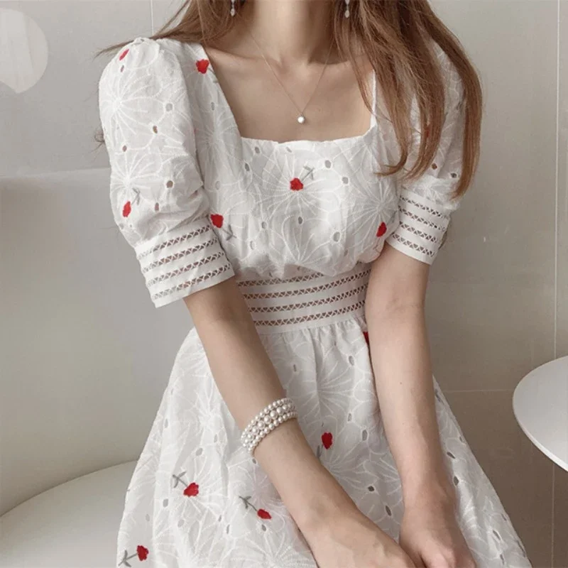 White Lace Party Dress 2024 Summer Short Sleeve Floral Embroidery Midi Dress Printing Large Elegant Chic Dress Vestidos New
White Lace Party Dress 2024 Summer Short Sleeve Floral Embroidery Midi Dress Printing Large Elegant Chic Dress Vestidos New
