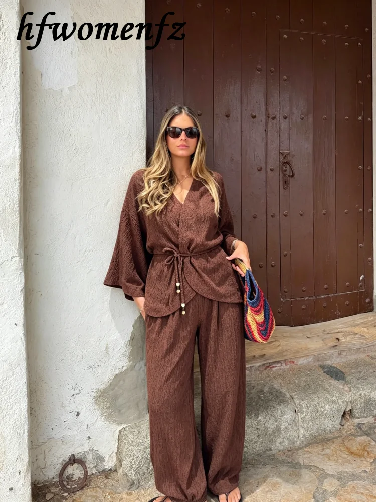 Casual Veining Women's Trouser Suit V-neck Three Quarter Sleeve Lace Up Open Stitch Top Straight Pants 2026 Summer Lady Outfits
Casual Veining Women's Trouser Suit V-neck Three Quarter Sleeve Lace Up Open Stitch Top Straight Pants 2026 Summer Lady Outfits