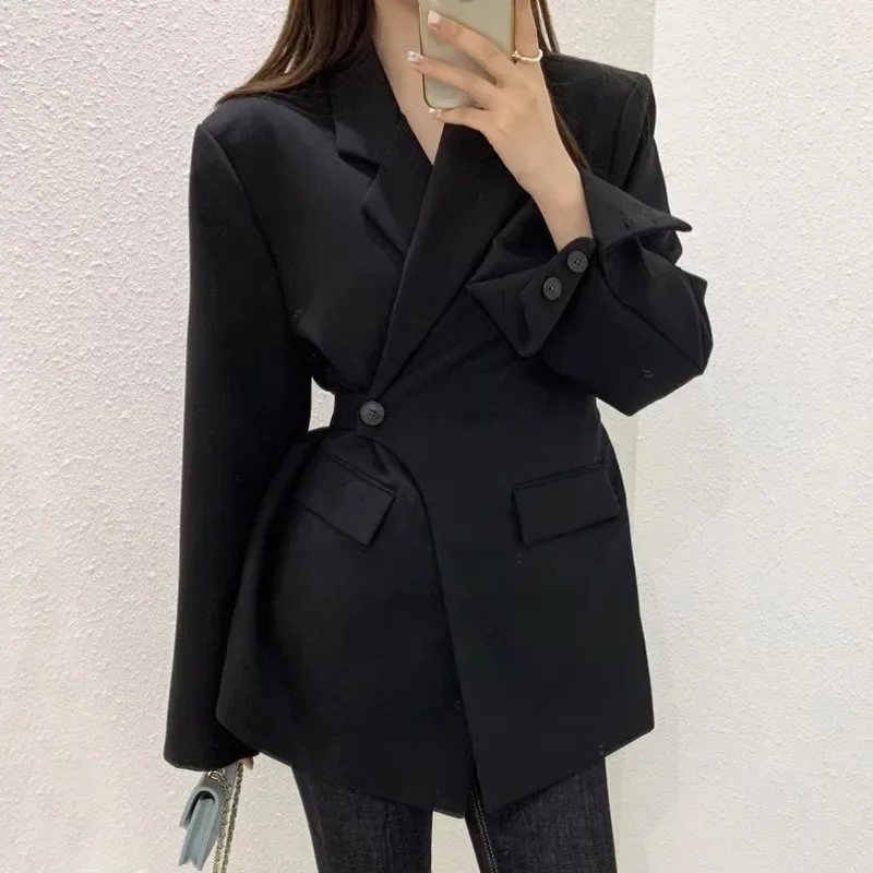 French style Fashion Women's V-neck Loose Single Button Lace Up Waist Long Sleeve Simple Back Slit Suit Jackets Spring 2024 New
French style Fashion Women's V-neck Loose Single Button Lace Up Waist Long Sleeve Simple Back Slit Suit Jackets Spring 2024 New
