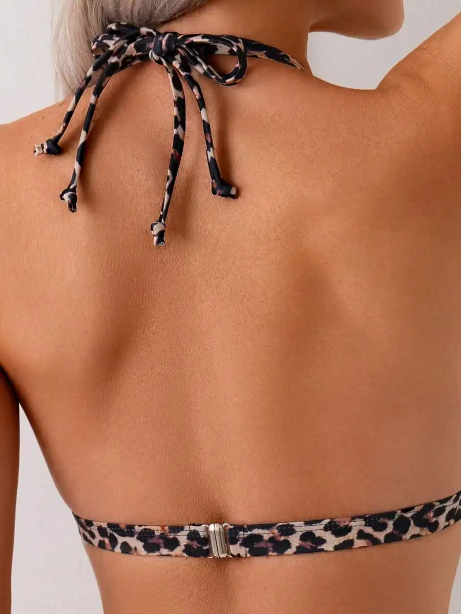 Leopard Print Halterneck Tie Bikini Top For Women Summer Beachwear
Leopard Print Halterneck Tie Bikini Top For Women Summer Beachwear