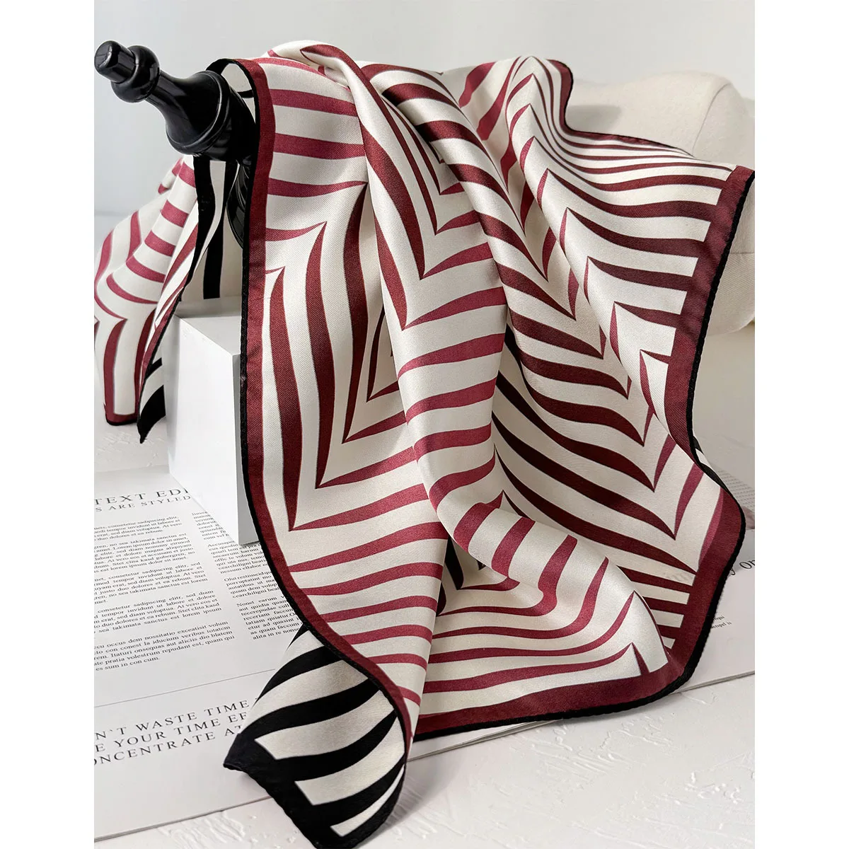 14 momme 100% натуральный саржевый шелковый шарф для женщин, 65 см, галстук на шею, двухсторонняя шаль, высокое качество, квадратный женский хиджаб, бандана, шарфы 
14 momme 100% натуральный саржевый шелковый шарф для женщин, 65 см, галстук на шею, двухсторонняя шаль, высокое качество, квадратный женский хиджаб, бандана, шарфы