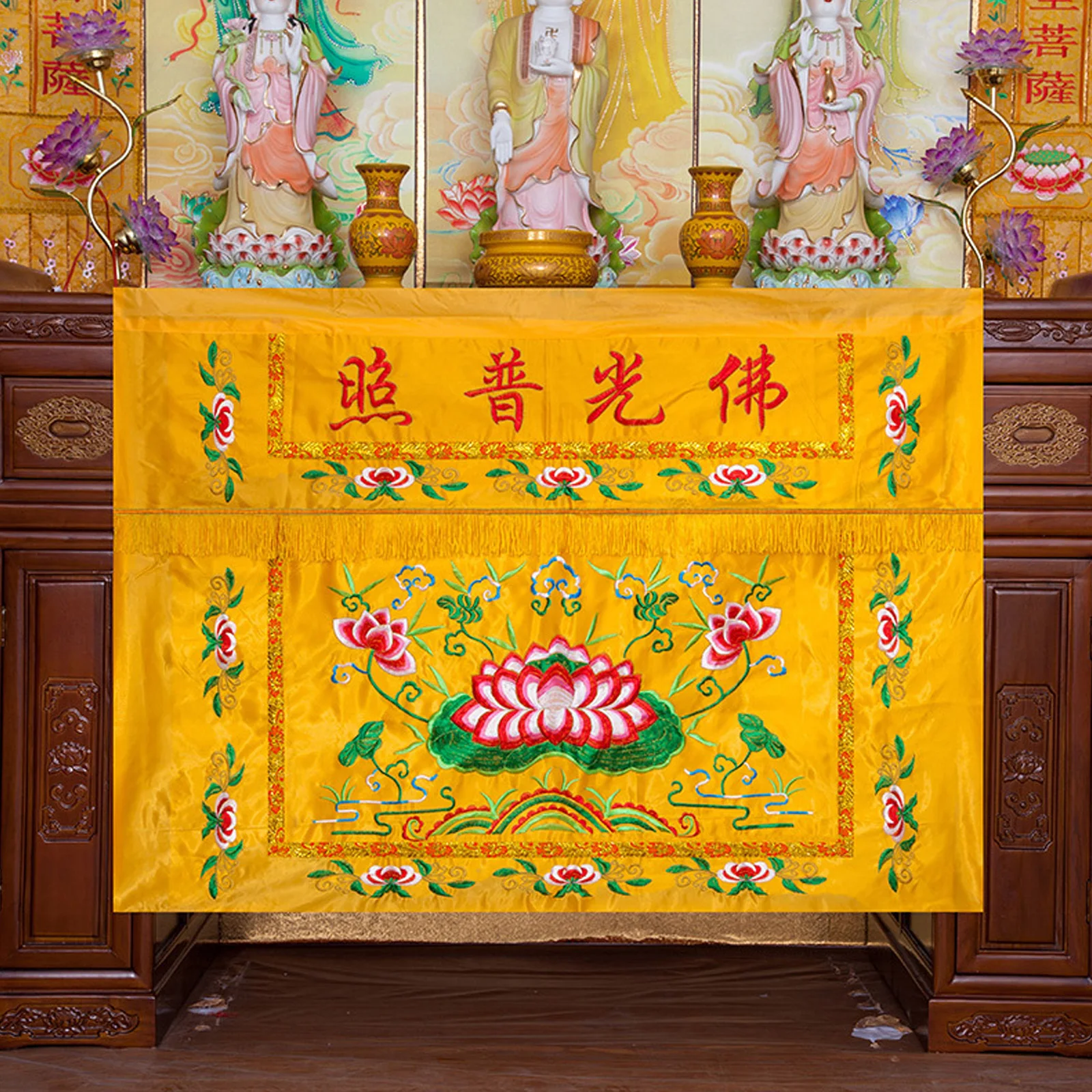 Lotus Banner Yellow Buddha Light Embroidery Unique Temple Decor Home Temple Hall Supplies Decor Supplies
Lotus Banner Yellow Buddha Light Embroidery Unique Temple Decor Home Temple Hall Supplies Decor Supplies