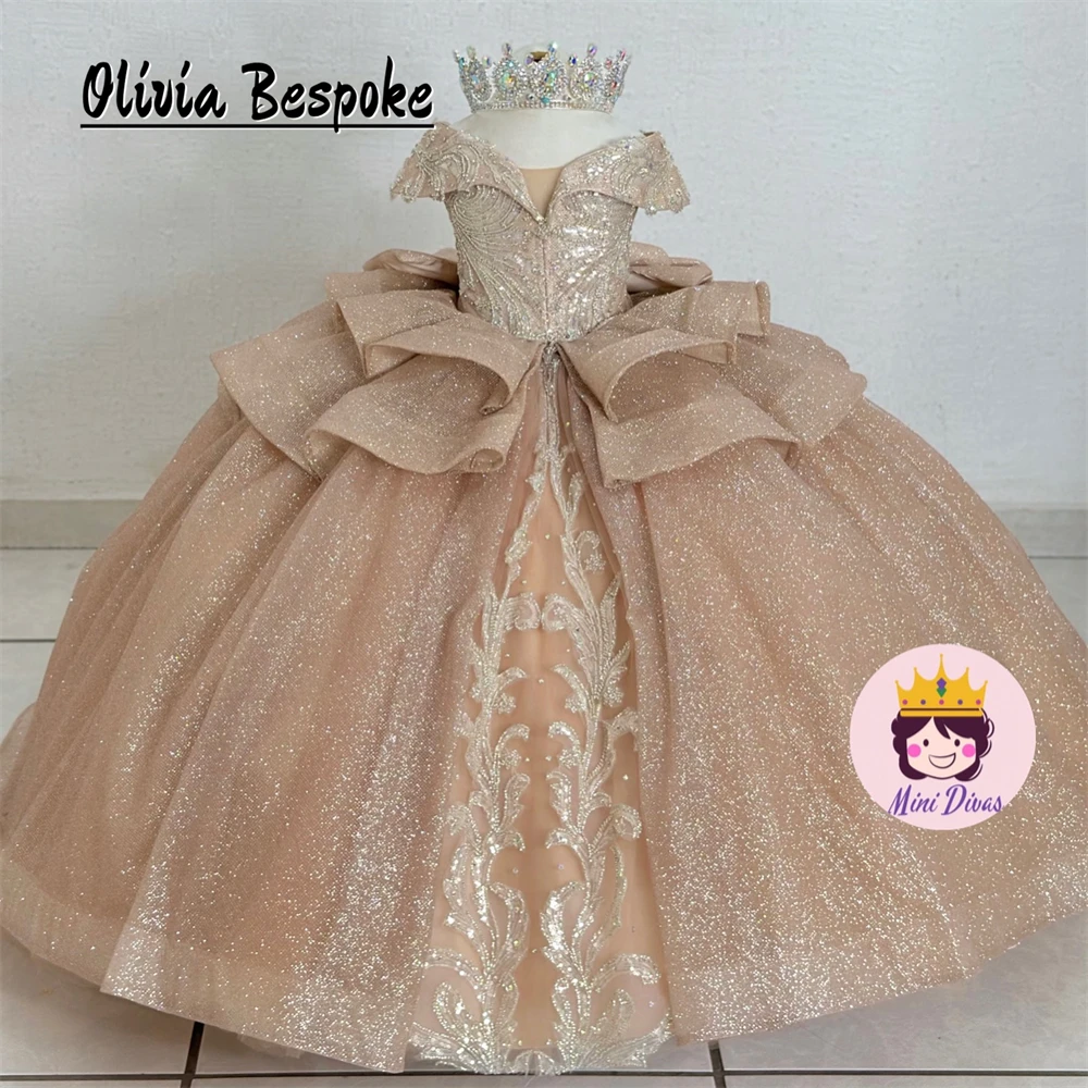 Shiny Off The Shoulder Flower Girls Dresses Beads Lace Applique Ruffle Princess Ball Gown With Bow For Baby Girl Birthday Party
Shiny Off The Shoulder Flower Girls Dresses Beads Lace Applique Ruffle Princess Ball Gown With Bow For Baby Girl Birthday Party