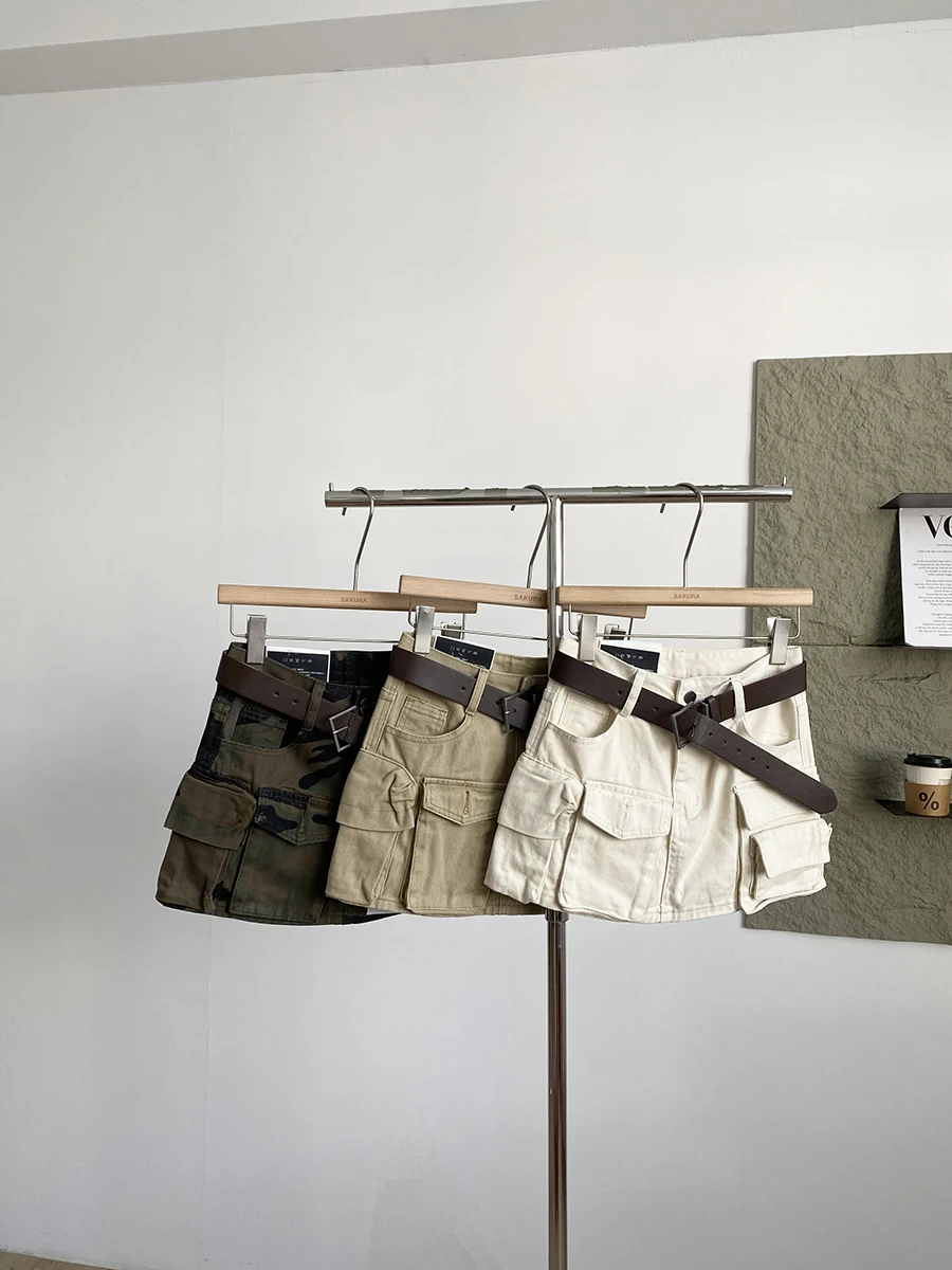 Spring 2026 High Waist A-Line Workwear Skirt Retro Design Versatile Women's Jeans Skirt Slim Fit Casual Commute Polyester Fiber
Spring 2026 High Waist A-Line Workwear Skirt Retro Design Versatile Women's Jeans Skirt Slim Fit Casual Commute Polyester Fiber