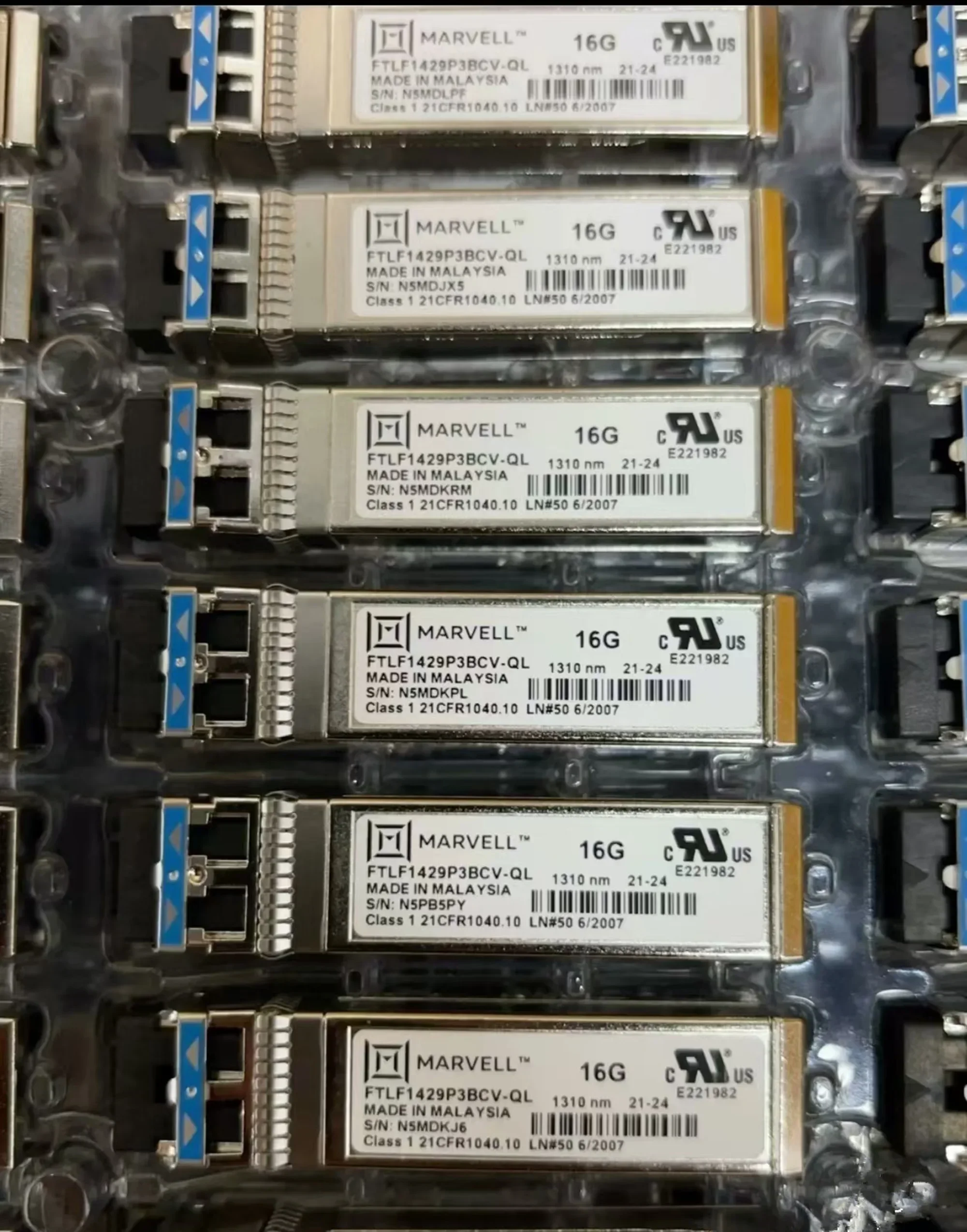 MARVELL LR 16G SFP 10KM Fiber Transceiver FTLF1429P3BCV-QL SFP+ 16GB 10KM Fiber optical
MARVELL LR 16G SFP 10KM Fiber Transceiver FTLF1429P3BCV-QL SFP+ 16GB 10KM Fiber optical