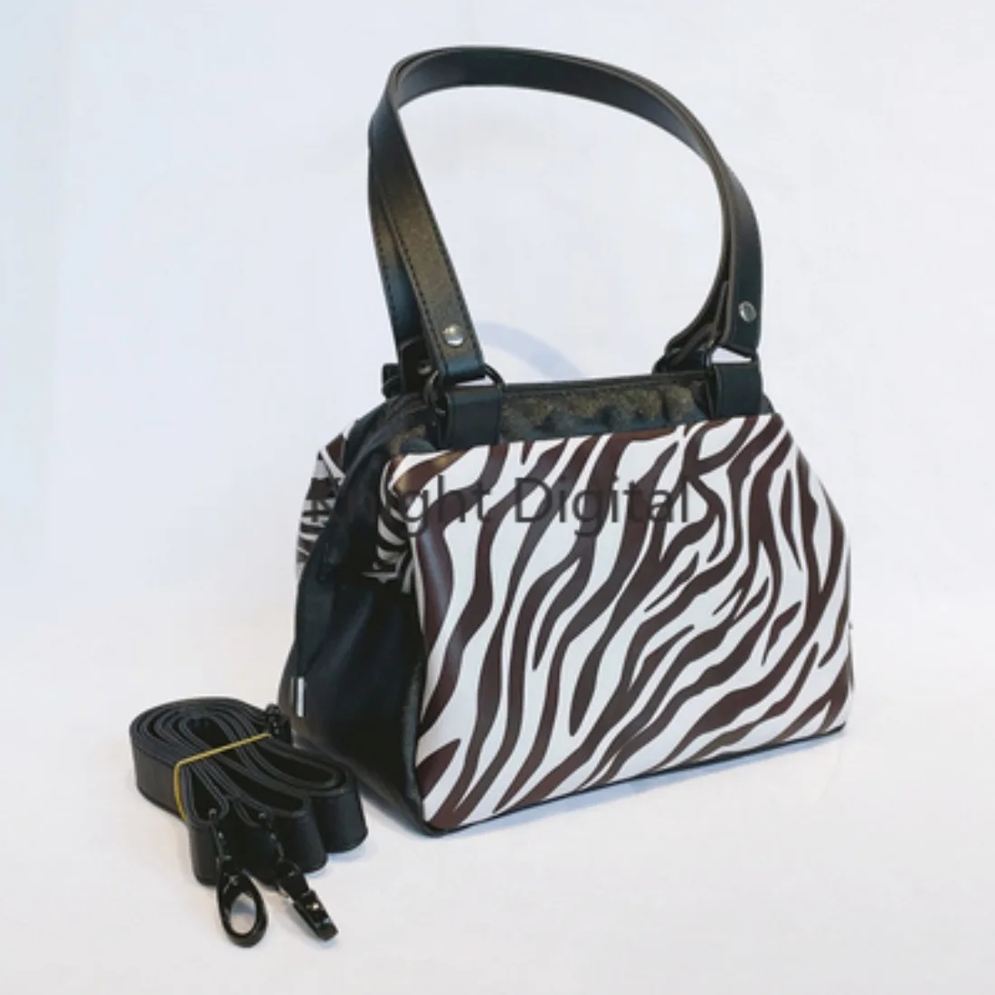 Водонепроницаемая сумка для камеры, модная защитная сумка для девочек для Canon M6 M50 200D 760D 70D 5D4 NIKON D850 D7200 Sony A6500 A6400 A7 A9
Водонепроницаемая сумка для камеры, модная защитная сумка для девочек для Canon M6 M50 200D 760D 70D 5D4 NIKON D850 D7200 Sony A6500 A6400 A7 A9