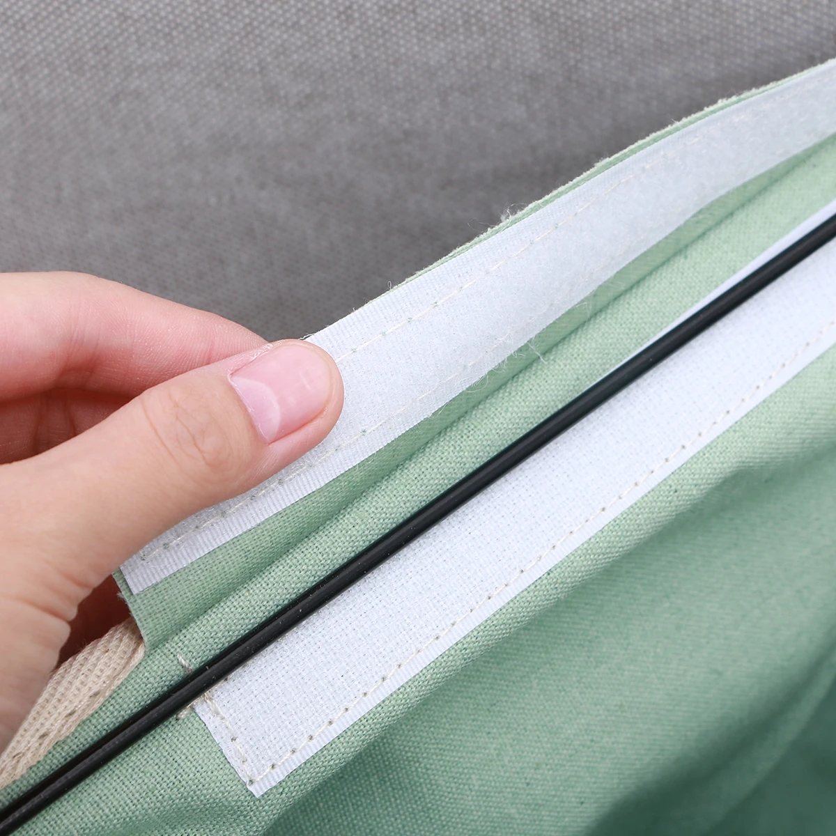 Bedside Storage Bag Large Capacity Canvas Hanging Organizer Felt Fabric Dorm Room Car Hospital Sofa Side Storage Solution
Bedside Storage Bag Large Capacity Canvas Hanging Organizer Felt Fabric Dorm Room Car Hospital Sofa Side Storage Solution