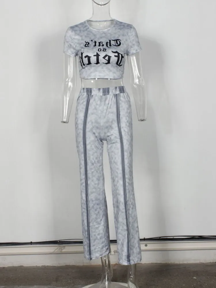 Woman 2 Piece Set Outfit Solid Color Printed Short-sleeved Top Straight Trousers Two Piece Outfits All-match Casual Simple Style
Woman 2 Piece Set Outfit Solid Color Printed Short-sleeved Top Straight Trousers Two Piece Outfits All-match Casual Simple Style