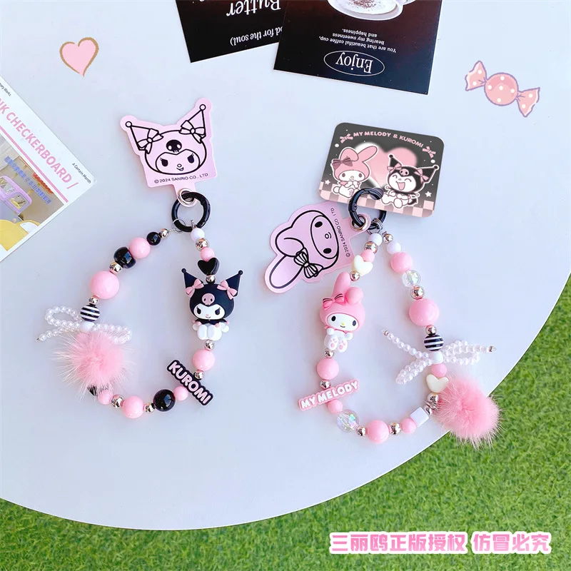 Новый стиль, мультяшный Sanrio, серая пудра, жемчужная цепочка, автомобильный брелок, подвеска для девочек, изысканная сумка, подвесные украшения, аксессуары
Новый стиль, мультяшный Sanrio, серая пудра, жемчужная цепочка, автомобильный брелок, подвеска для девочек, изысканная сумка, подвесные украшения, аксессуары
