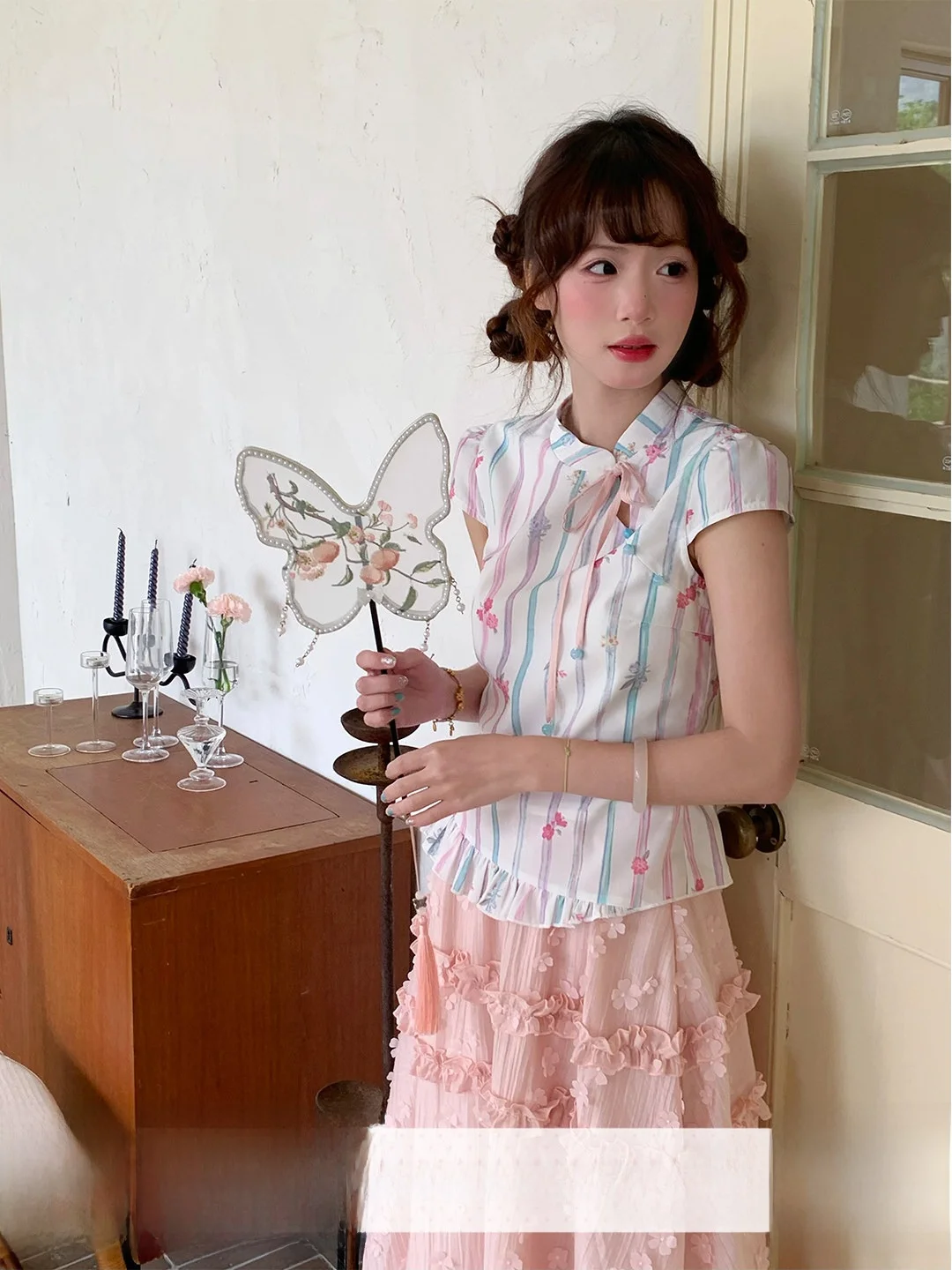 Singsong Chinese Style Sweet Waist Cinched Top Pink Embroidered 3D Flower Half Skirt Summer Fashion Set Women's Clothing
Singsong Chinese Style Sweet Waist Cinched Top Pink Embroidered 3D Flower Half Skirt Summer Fashion Set Women's Clothing