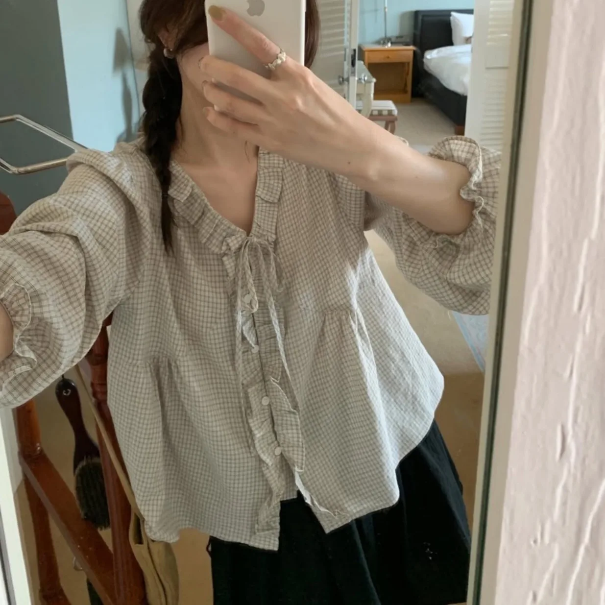 Spring New Sle Sweet Gingham Bubble Sve V-ne Loose Women's irt Korean Sle Commute Faion Breathable Long Sve
Spring New Sle Sweet Gingham Bubble Sve V-ne Loose Women's irt Korean Sle Commute Faion Breathable Long Sve