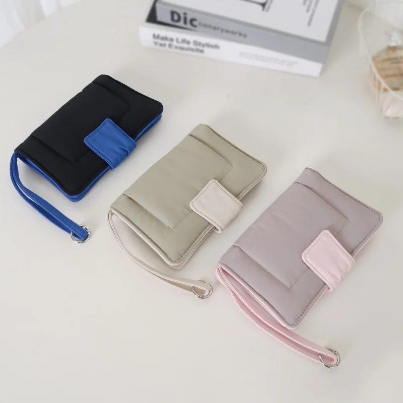 Korean-style portable clutch bag, simple multi-functional nylon fabric small square bag, cute coin purse, storage card holder
Korean-style portable clutch bag, simple multi-functional nylon fabric small square bag, cute coin purse, storage card holder