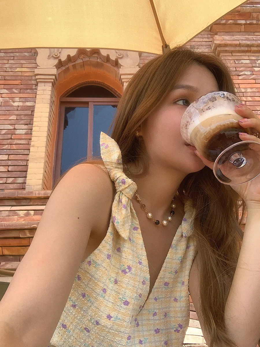 BLUETIQUE Textured Knot Vest V-Ne Svel Top Summer Dr Small Flower Holiday Sle Loose Fit Polyester Fiber
BLUETIQUE Textured Knot Vest V-Ne Svel Top Summer Dr Small Flower Holiday Sle Loose Fit Polyester Fiber