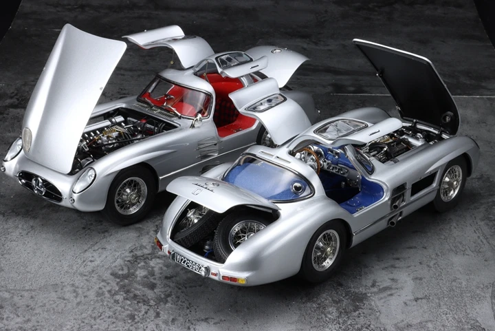 CMC 1:18 300SLR Simulation Limited Edition All Open Alloy Metal Static Car Model Toy Gift
CMC 1:18 300SLR Simulation Limited Edition All Open Alloy Metal Static Car Model Toy Gift