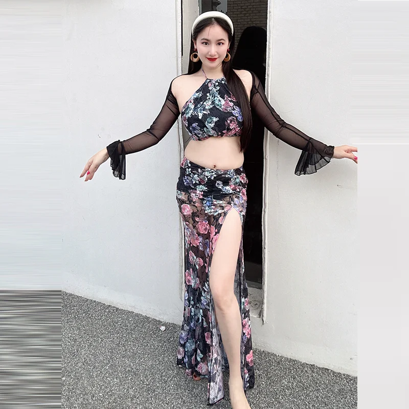 Autumn and Winter New Belly Dance Training Suit Tie Neck Lace Performance Suit 2023 Dance Suit Fishtail Skirt Split Set
Autumn and Winter New Belly Dance Training Suit Tie Neck Lace Performance Suit 2023 Dance Suit Fishtail Skirt Split Set