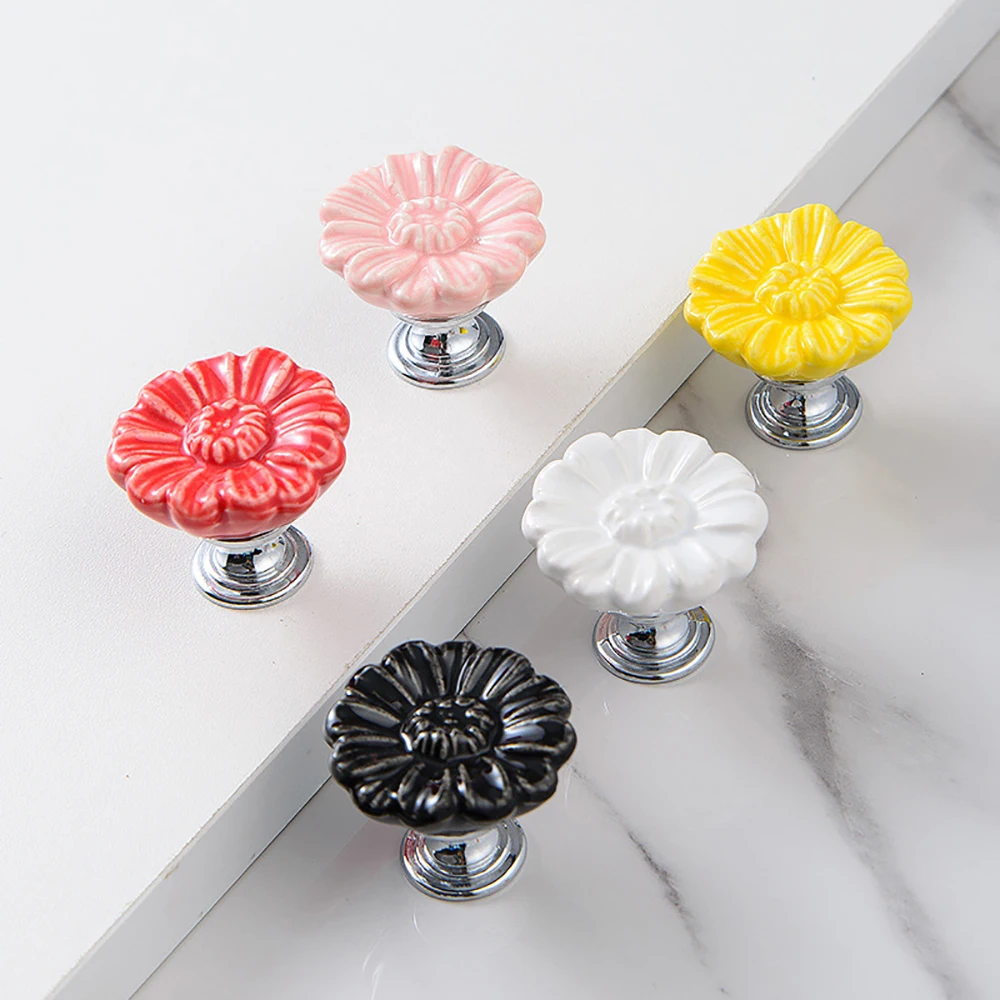 6Pcs/Sets Ceramic Handle Creative Hook Flower Drawer Hardware Handle Cabinet Wardrobe Door Knob Handle Furniture Hardware Pulls
6Pcs/Sets Ceramic Handle Creative Hook Flower Drawer Hardware Handle Cabinet Wardrobe Door Knob Handle Furniture Hardware Pulls