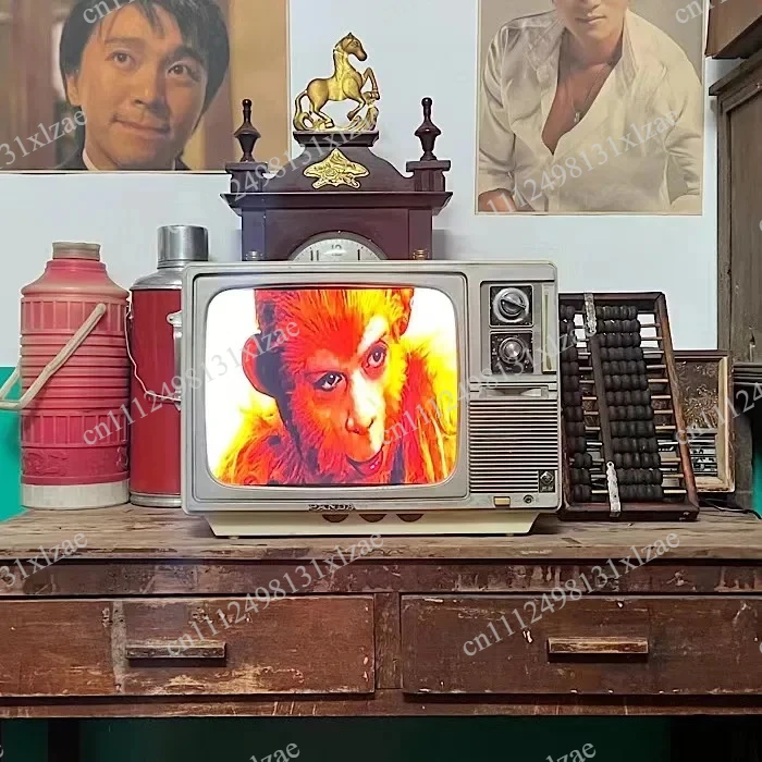 Fully Playable Vintage B&W TV - 95% New Old School Black and White Television for Nostalgia Gift
Fully Playable Vintage B&W TV - 95% New Old School Black and White Television for Nostalgia Gift