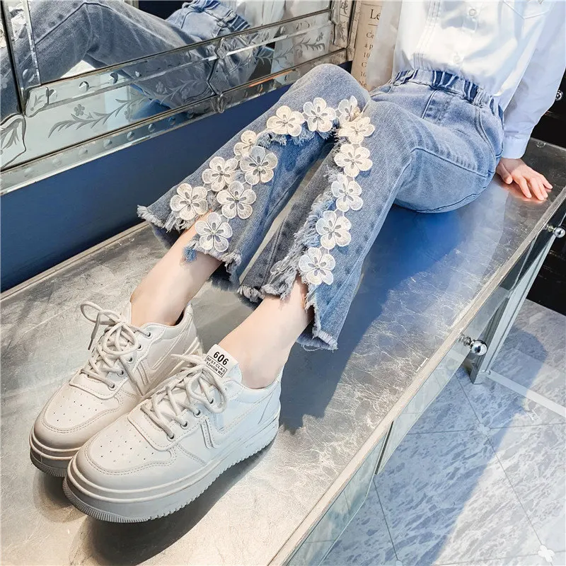 Kids Skinny Jeans for Girls New Fashion Flared Trousers Jeans With Flower Teenager Elastic Casual Girls Pants Age 8 10 12 14Year
Kids Skinny Jeans for Girls New Fashion Flared Trousers Jeans With Flower Teenager Elastic Casual Girls Pants Age 8 10 12 14Year