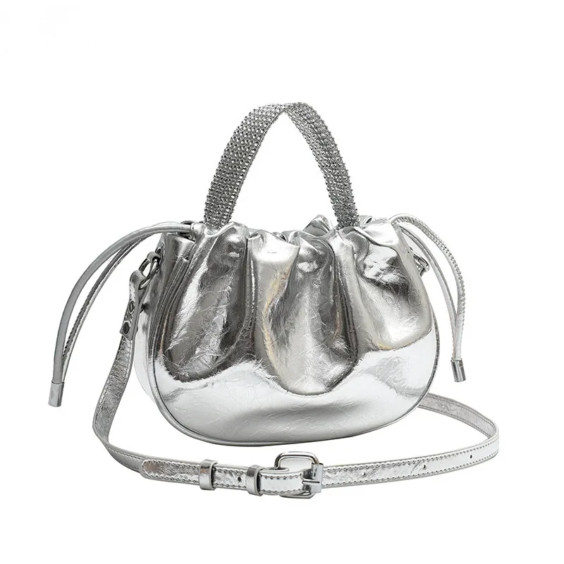 Fashionable High-end Niche Personalized Drawstring Pleated Handbag 2024 New Handbag Single Shoulder Crossbody Bag Women's Bag
Fashionable High-end Niche Personalized Drawstring Pleated Handbag 2024 New Handbag Single Shoulder Crossbody Bag Women's Bag