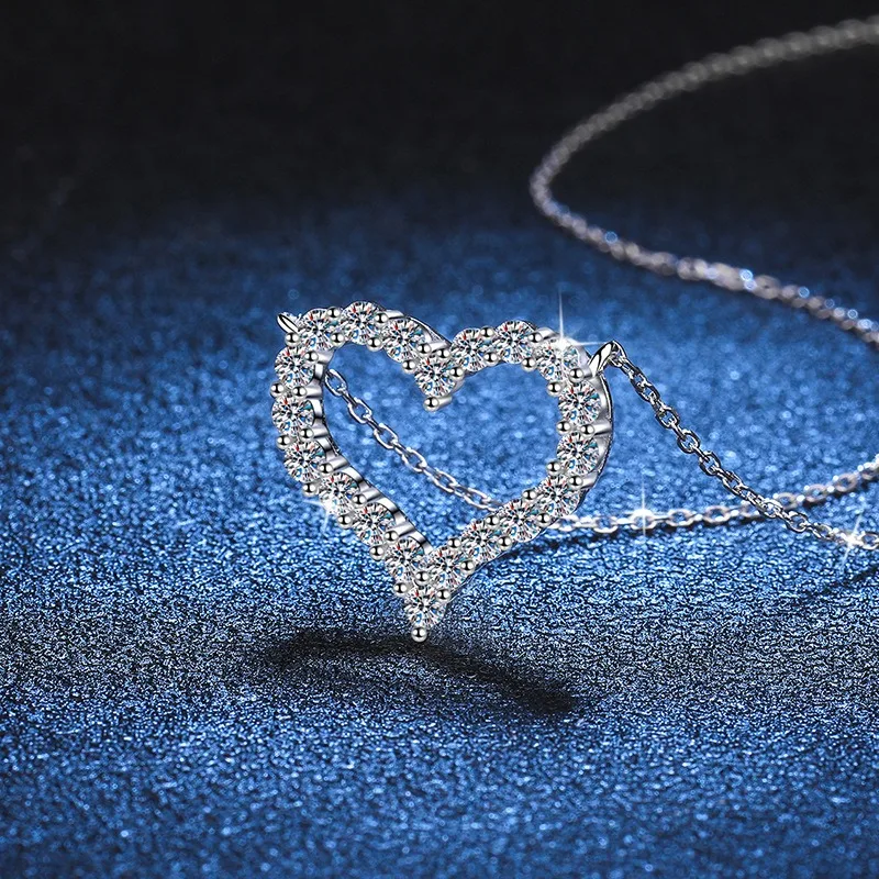 Heart Shape Moissanite Pendant Necklace 925 Sterling Silver PT950 Plated Clavicle Chain for Women
Heart Shape Moissanite Pendant Necklace 925 Sterling Silver PT950 Plated Clavicle Chain for Women
