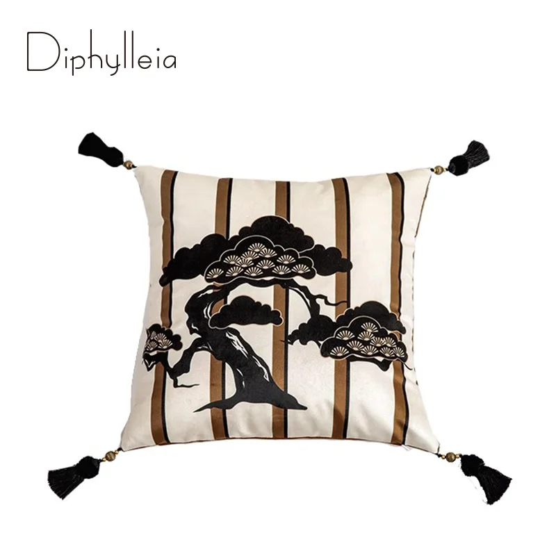 Diphylleia Oriental Pine Tree Throw Pillow Cover With Tassels Chinese Auspicious Symbol Motifs Decorative Cushion Case 45x45cm
Diphylleia Oriental Pine Tree Throw Pillow Cover With Tassels Chinese Auspicious Symbol Motifs Decorative Cushion Case 45x45cm