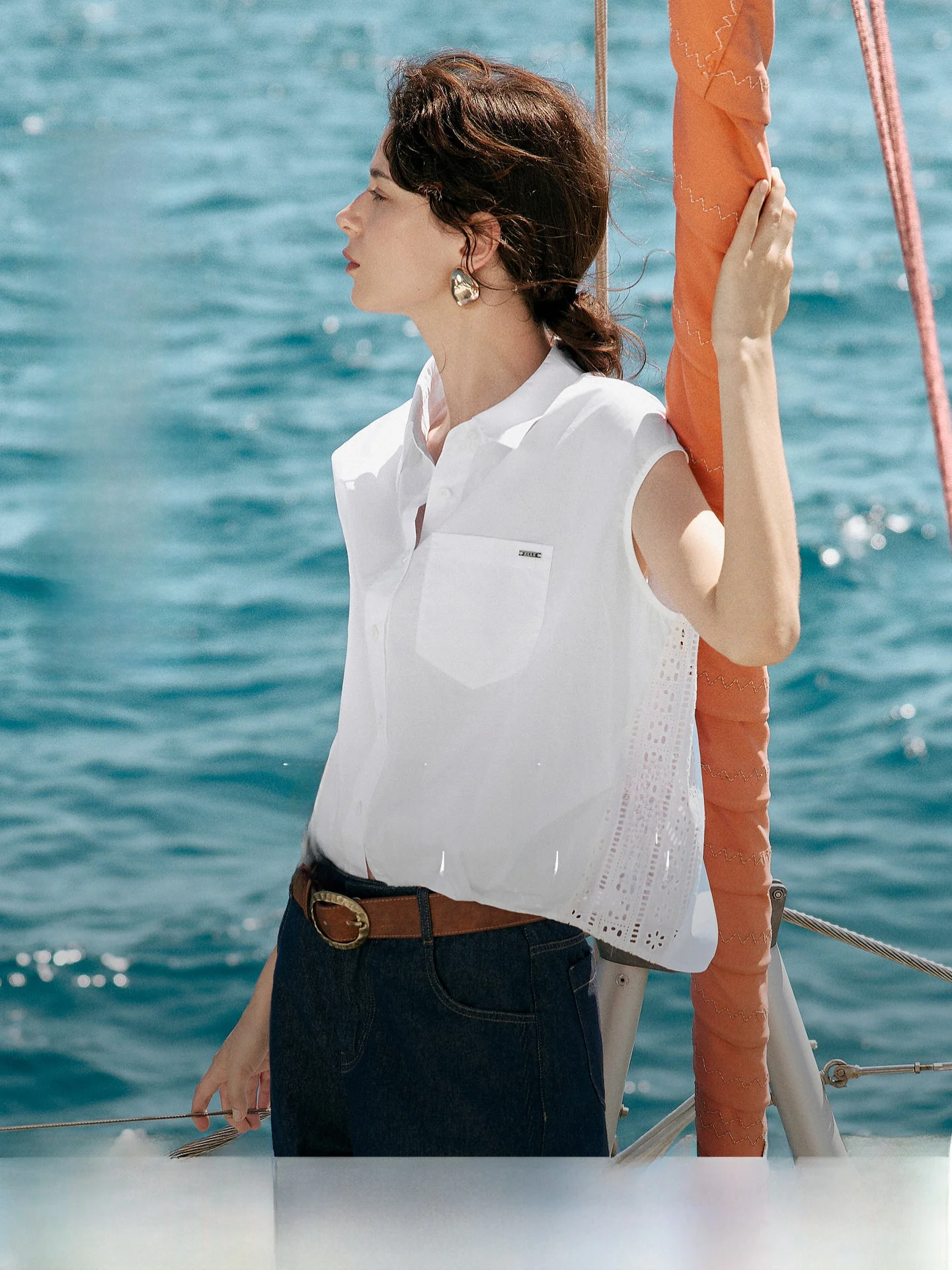 ELLE Sleeveless Patchwork Casual Shirt Women's Summer New Style High Sensation Unique Women's Shirt Commute Style Fit
ELLE Sleeveless Patchwork Casual Shirt Women's Summer New Style High Sensation Unique Women's Shirt Commute Style Fit