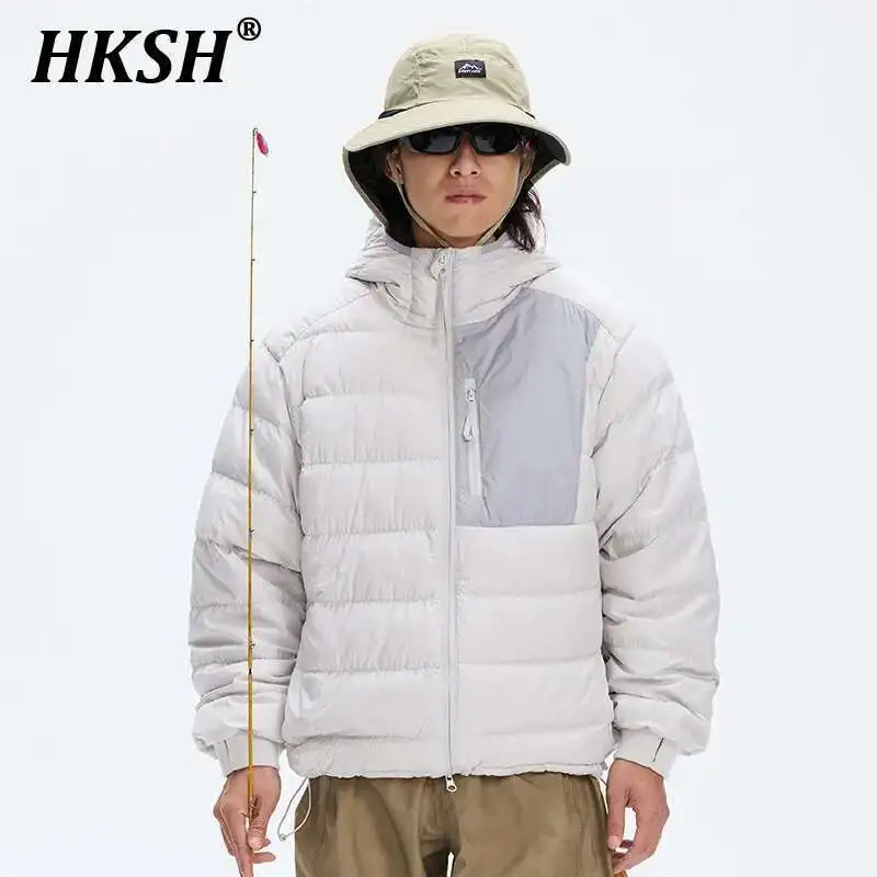 HKSH Outdoor Light Sport Color Contrast Hooded Down Jacket Men's Tide Winter Mountain Chic Waterproof Climbing Cotton Coat H2887
HKSH Outdoor Light Sport Color Contrast Hooded Down Jacket Men's Tide Winter Mountain Chic Waterproof Climbing Cotton Coat H2887