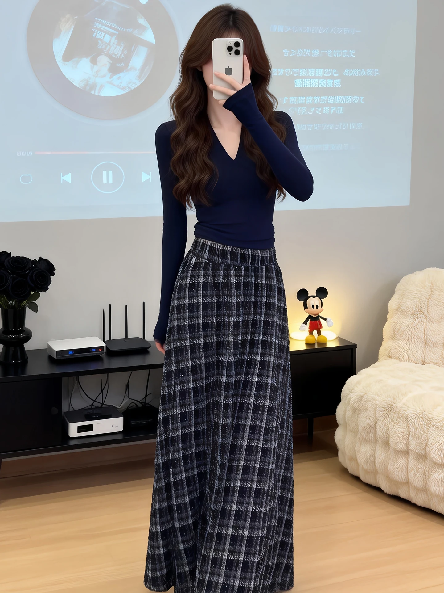 Slimming Plaid Shirt And Skirt Set Spring Autumn New Style High Waist Long Sleeve V Neck Fashionable Two Piece Women's Outfit
Slimming Plaid Shirt And Skirt Set Spring Autumn New Style High Waist Long Sleeve V Neck Fashionable Two Piece Women's Outfit