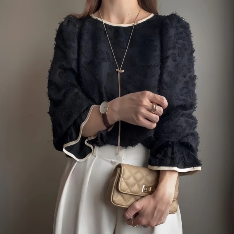 2025 Summer Floral Print Round Neck Long Sleeve Bell Sleeve Pullover Chiffon Shirt Casual Blouse For Women Fashionable Tops
2025 Summer Floral Print Round Neck Long Sleeve Bell Sleeve Pullover Chiffon Shirt Casual Blouse For Women Fashionable Tops