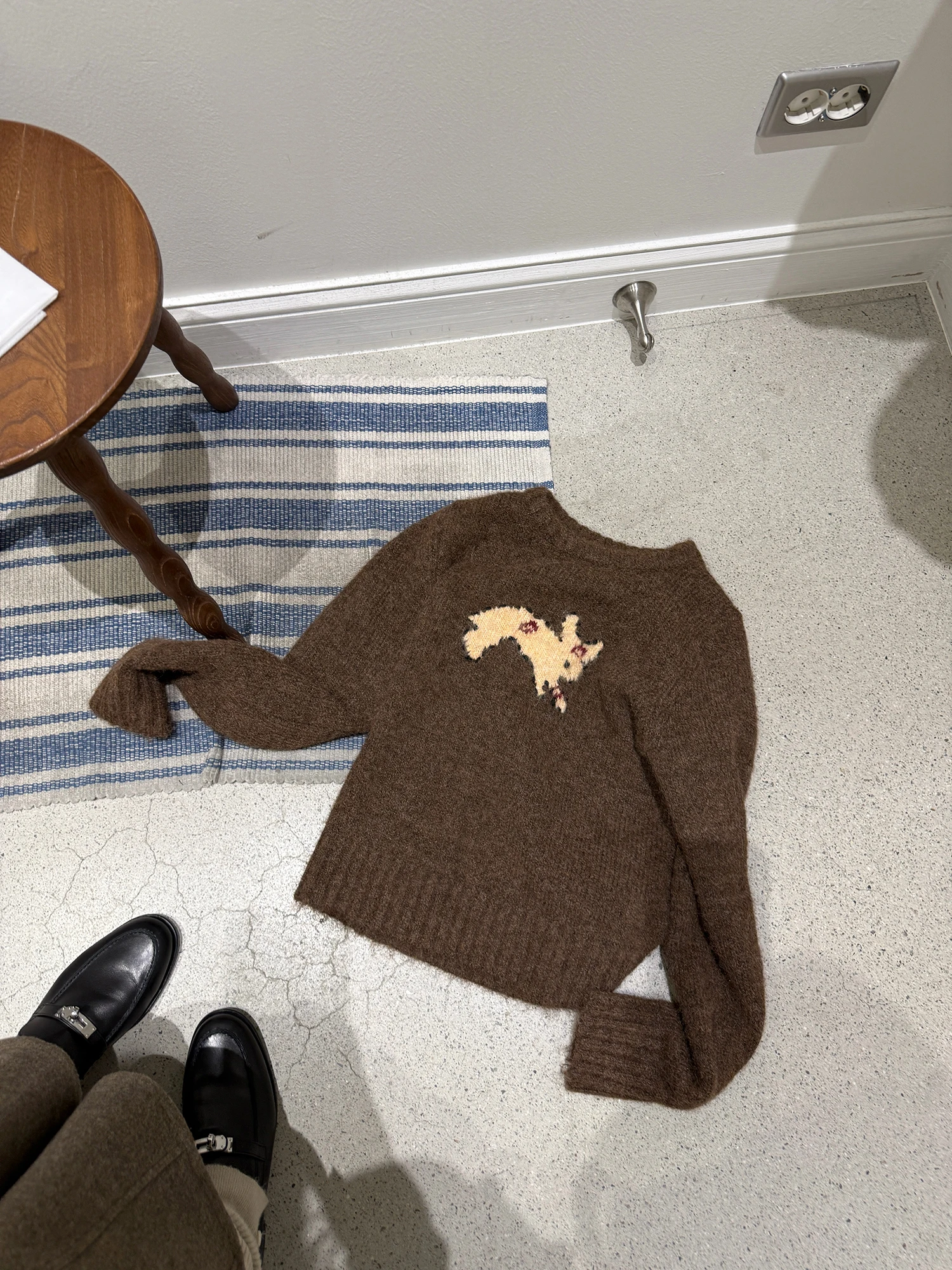 LelyMooch Winter Fun Embroidered Rabbit Pattern Wool Blend round Ne H-ape Sweater Base Layer Women's Loose Fit Long Sv...
LelyMooch Winter Fun Embroidered Rabbit Pattern Wool Blend round Ne H-ape Sweater Base Layer Women's Loose Fit Long Sv...