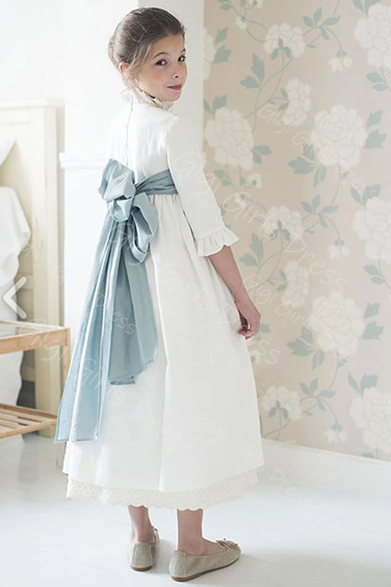 Girls Tea-Length First Communion Dress Ruffled Neck 3/4 Sleeves Princess Flower Girl Dress With Sash Custom Wedding Party Gown
Girls Tea-Length First Communion Dress Ruffled Neck 3/4 Sleeves Princess Flower Girl Dress With Sash Custom Wedding Party Gown