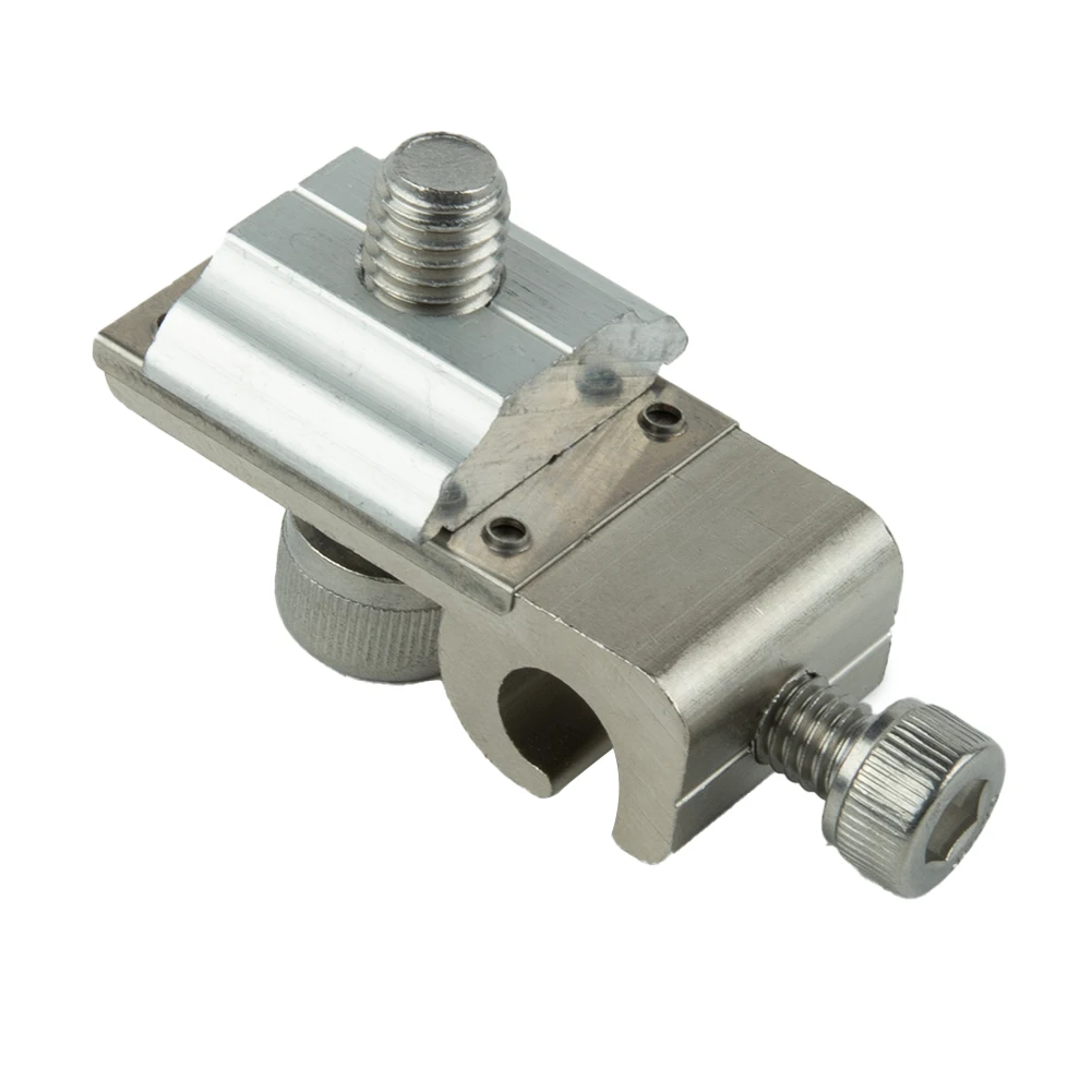 Photovoltaic Grounding Lug for Solar Panel Mounting Suitable for Various Protection and Grounding Applications
Photovoltaic Grounding Lug for Solar Panel Mounting Suitable for Various Protection and Grounding Applications
