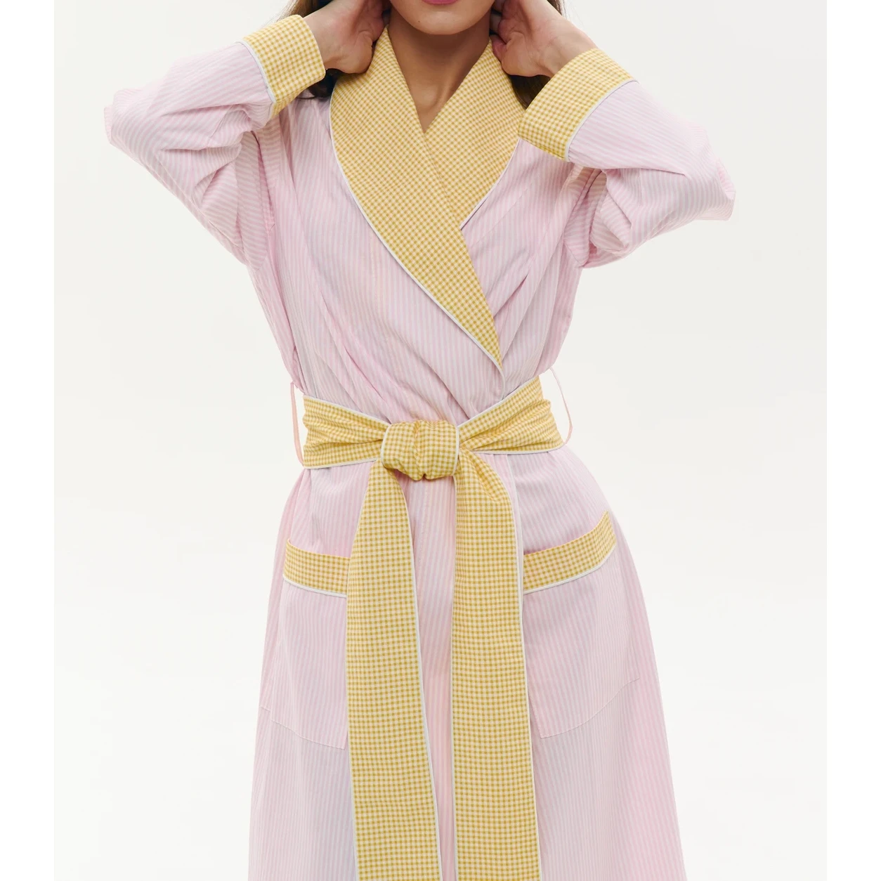 Retro Luxury Pink White Stripe Bathrobe Women Yellow Gingham Contrast Trim Shawl Collar Belted Long Spa Robe
Retro Luxury Pink White Stripe Bathrobe Women Yellow Gingham Contrast Trim Shawl Collar Belted Long Spa Robe