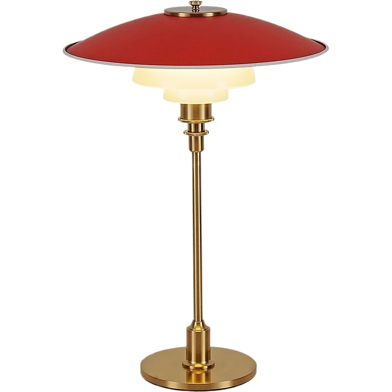 Nordic designer creative bedroom decoration bedside lamp, retro light luxury reading lamp
Nordic designer creative bedroom decoration bedside lamp, retro light luxury reading lamp