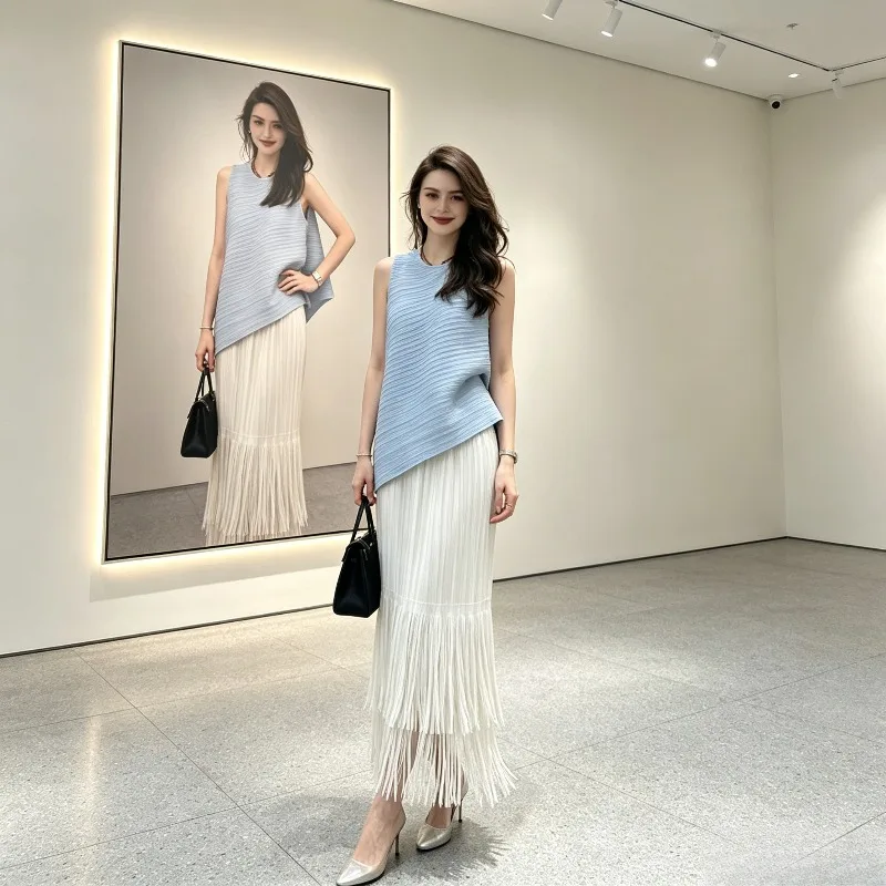Miyake Pleated 2026 New Original Blue Irregular Top with Tassel Skirt Pleated Set for Women Summer Commuting Gentle Outfit Pleat
Miyake Pleated 2026 New Original Blue Irregular Top with Tassel Skirt Pleated Set for Women Summer Commuting Gentle Outfit Pleat
