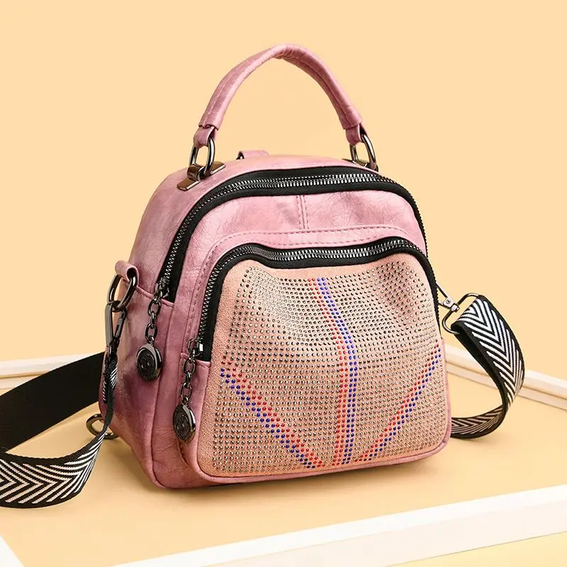 Bags Fashionable Women's Backpack with Zipper and Diamond Decoration Mini Crossbody Bag for Women Waterproof Backpacks Q359
Bags Fashionable Women's Backpack with Zipper and Diamond Decoration Mini Crossbody Bag for Women Waterproof Backpacks Q359