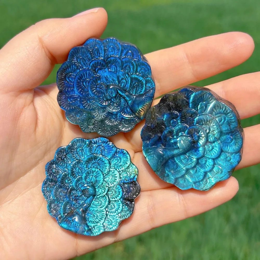 Natural Labradorite Peacock Spreads Its Tail Hand-Carved Quartz Crystal Home Decor Suitable As Valentine'S Day Gift
Natural Labradorite Peacock Spreads Its Tail Hand-Carved Quartz Crystal Home Decor Suitable As Valentine'S Day Gift