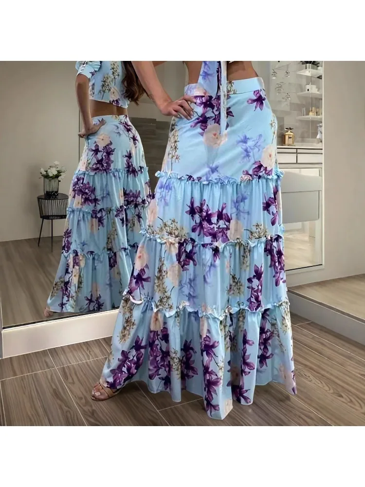 Women's floral print skirt A-shaped pendulum skirt splicing lace three-color skirt
Women's floral print skirt A-shaped pendulum skirt splicing lace three-color skirt