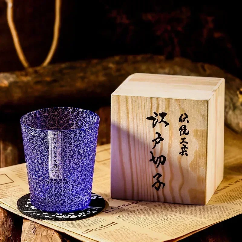 240ML blue color Hand carved luxury whiskey glass cup lead-free barware crystal old fashioned wine cups with wooden gift box
240ML blue color Hand carved luxury whiskey glass cup lead-free barware crystal old fashioned wine cups with wooden gift box