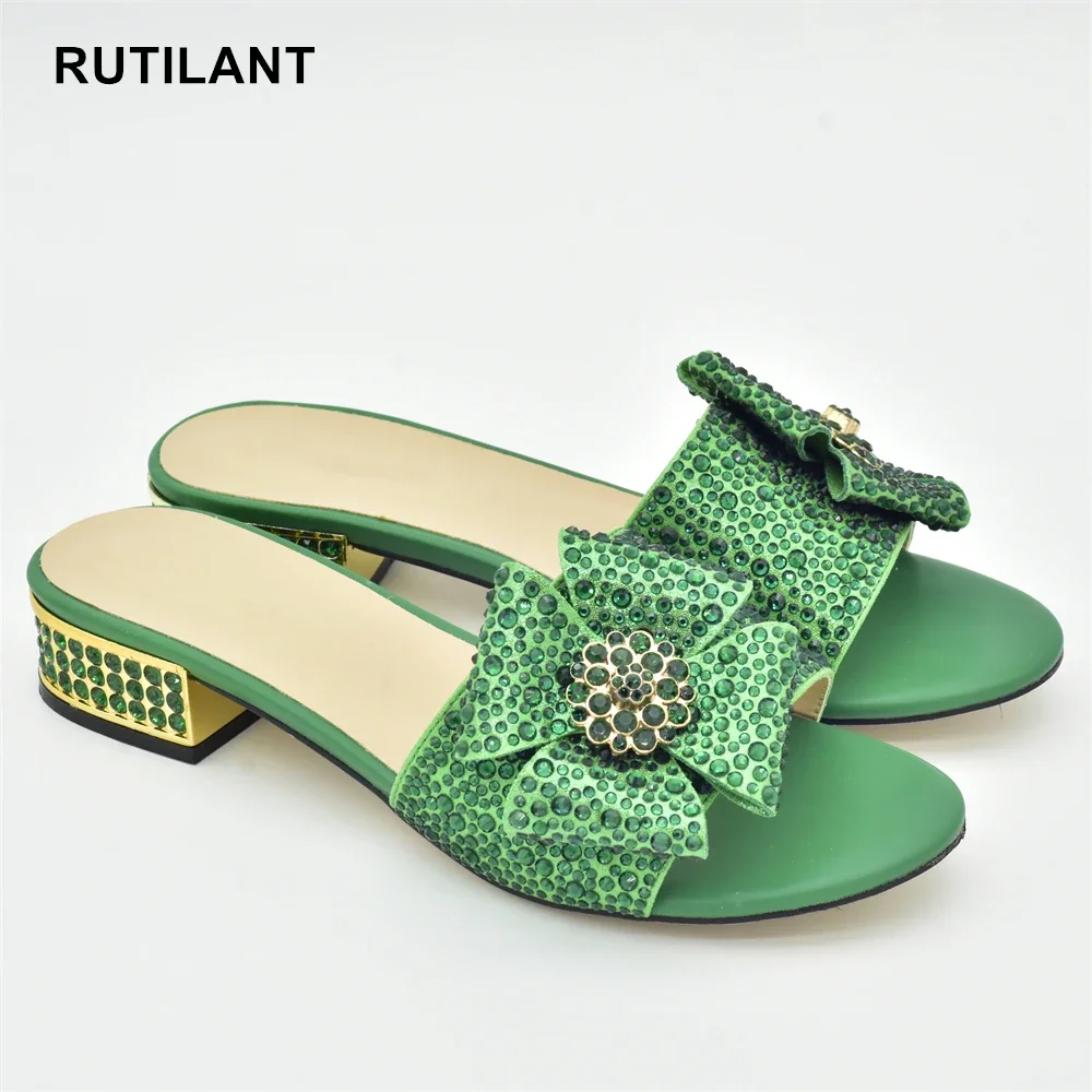 Latest Design Shoes Woman Party Womens Party Slippers Nigerian Women Wedding Shoes Decorated with Rhinestone Slip on Shoe
Latest Design Shoes Woman Party Womens Party Slippers Nigerian Women Wedding Shoes Decorated with Rhinestone Slip on Shoe