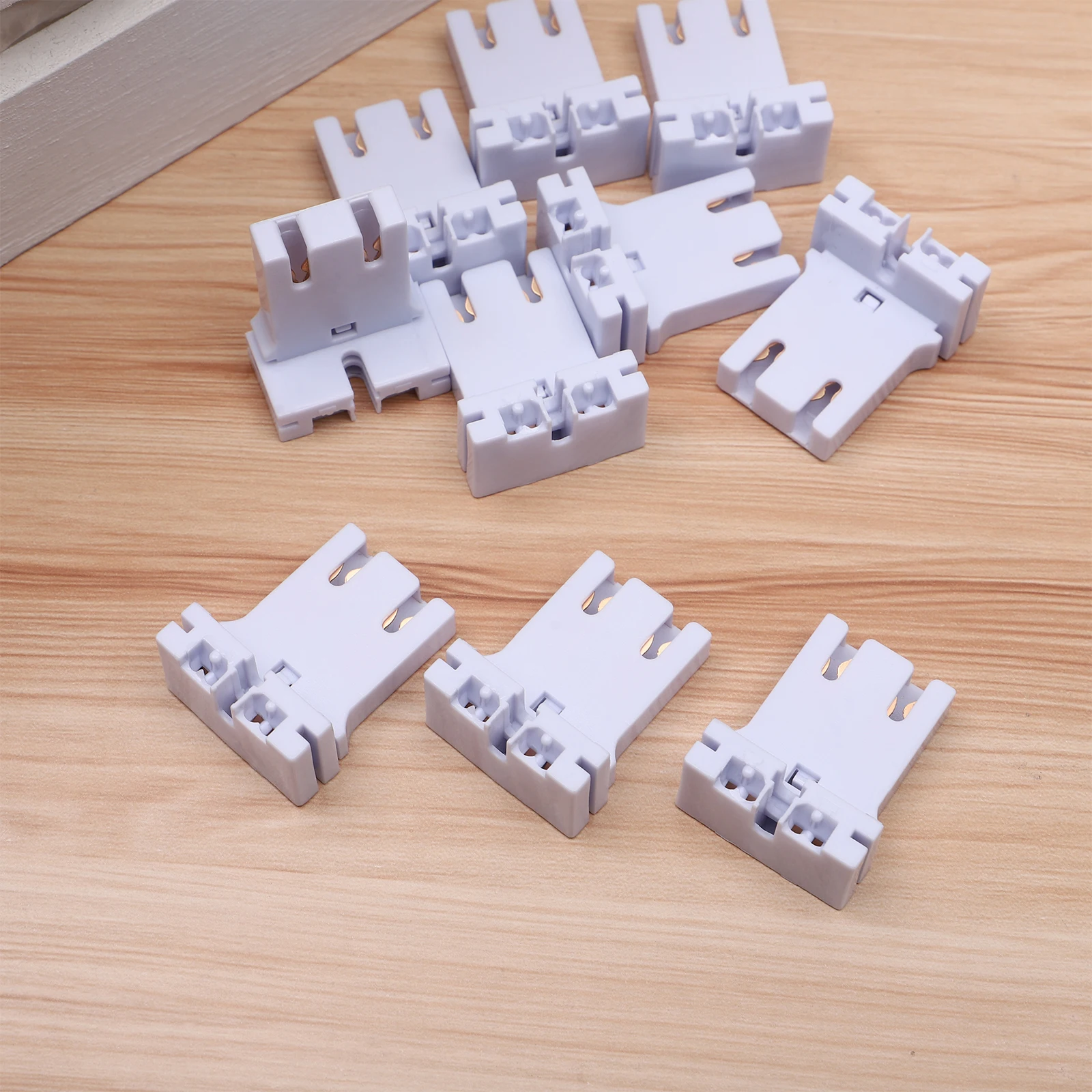 10pcs Fluorescent Lamp Holder Light Bulb Socket T12 Tube Base Durable Heat Resistant Office Home Lighting Solution
10pcs Fluorescent Lamp Holder Light Bulb Socket T12 Tube Base Durable Heat Resistant Office Home Lighting Solution